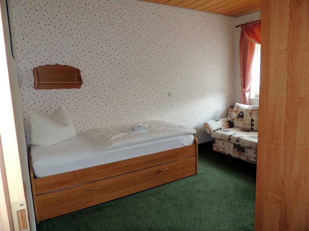 Gaestehaus Am Hirtenberg 브라이텐브룬 외부 사진