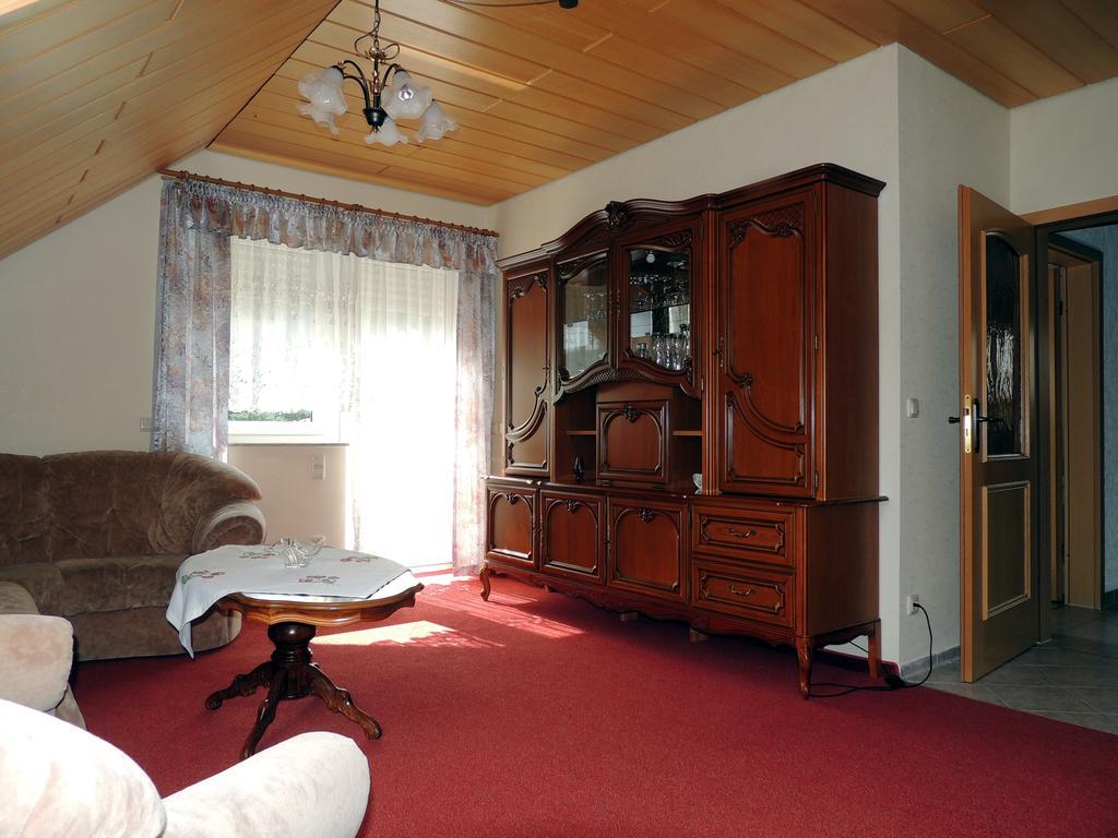 Gaestehaus Am Hirtenberg 브라이텐브룬 외부 사진